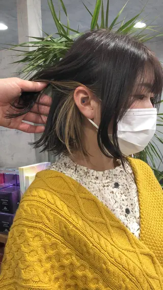 ショート カラー ウルフ/デザイン/ 大阪/タカハシユウキのヘアスタイル