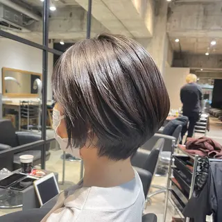 ショート カラー director tatsukiのヘアスタイル
