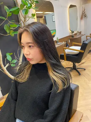 ミディアム デザインカラー/ボブ ブリーチカラー/ユリのヘアスタイル