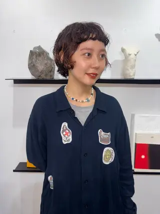 ショート Hana/ハイトーン /レイヤーカットのヘアスタイル