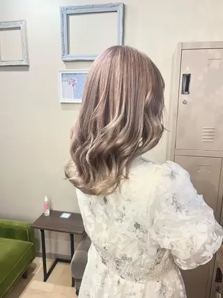 セミロング カラー ヘアアレンジ S.BLOOM 川崎 翔哉のヘアスタイル
