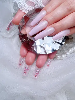 ネイル She   Nail所属・ISA_ BELLAのネイルデザイン