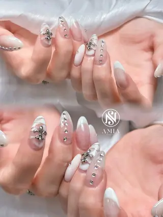 セミロング AMIA BEAUTY SALON所属・🌟AMIA BEAUTY🌟のネイルデザイン