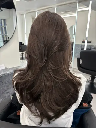 ロング カラー 堀江/透明感 ベージュ/白川幸太のヘアスタイル
