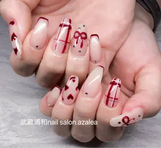 ネイル R inのネイルデザイン