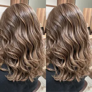 ロング カラー 白髪ぼかしハイライト 茗荷谷駅徒歩2分のヘアスタイル