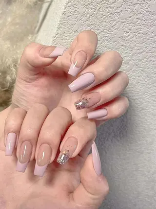 ネイル VIVIAN エイのネイルデザイン