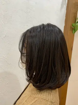 ミディアム カラー T つぐみのヘアスタイル