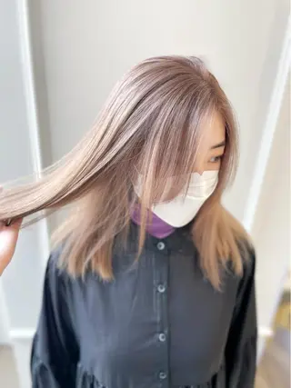 ミディアム カラー 韓国レイヤーカット/ ダブルカラーのヘアスタイル