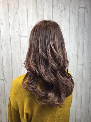 セミロング カラー 田中 あかねのヘアスタイル