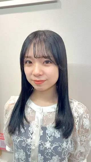 セミロング 韓国レイヤー 🎀ダブルカラーのヘアスタイル
