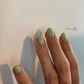 ネイル miele【ミエレ】 海外シンプルデザインのネイルデザイン