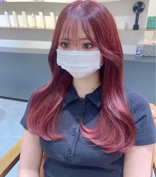 ロング カラー 平尾 樹里のヘアスタイル
