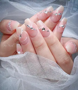 ネイル She   Nail所属・ISA_ BELLAのネイルデザイン