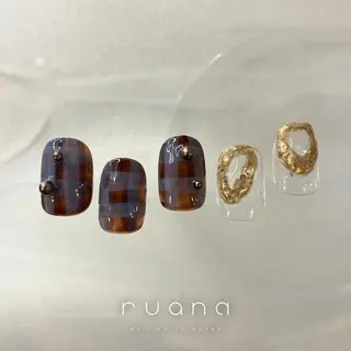 ネイル 阿武 美海のネイルデザイン