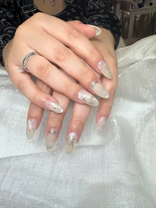 ネイル CCOCONAIL コバヤシ ミオのネイルデザイン