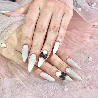 ネイル Jr.ネイリスト🤍 【Alissa】新栄のネイルデザイン