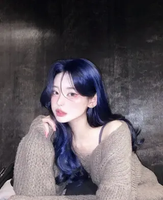 ロング カラー 🤍ྀི透ける寒色 Cocoa🤍ྀིのヘアスタイル