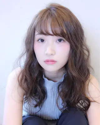 セミロング ロング カラー LoRE hair 四条河原町 西尾友里のヘアスタイル