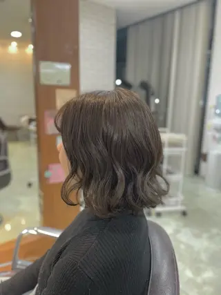 ミディアム 下村 和香奈のヘアスタイル