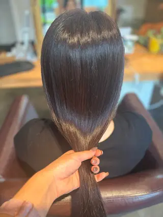 ロング カラー 髪質改善カラー ベージュ🤎YUMEのヘアスタイル