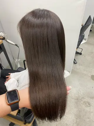 ミディアム ナガイ アヤのヘアスタイル