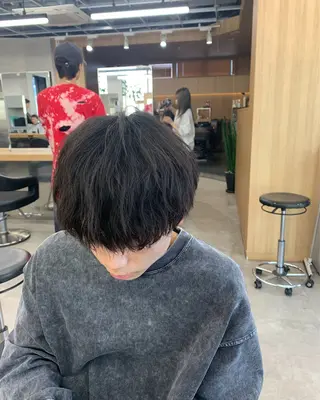パーマ メンズ デザイン/ハイトーン 指名No.1パフのヘアスタイル