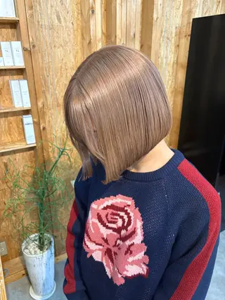 カラー まろみ暖色×ボブ ×chia🕯のヘアスタイル