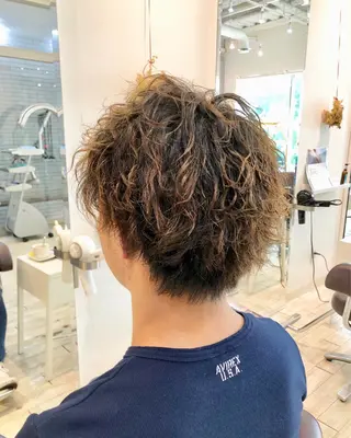 ショート パーマ メンズ 中村 よしひでのヘアスタイル