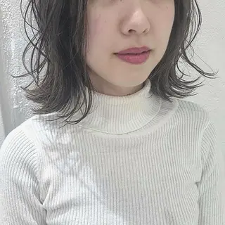 ミディアム カラー 荒川 ひなの 新川崎のヘアスタイル