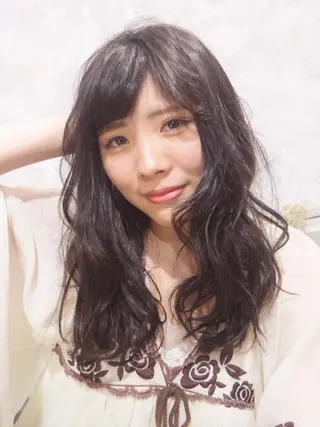 パーマ 葉月 怜美のヘアスタイル