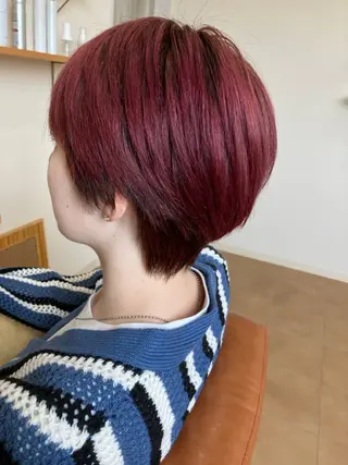 カラー ワンワールドパルク momokaのヘアスタイル