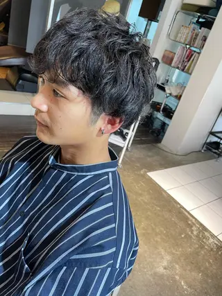 ショート レイヤーカット 特化型シオンのヘアスタイル