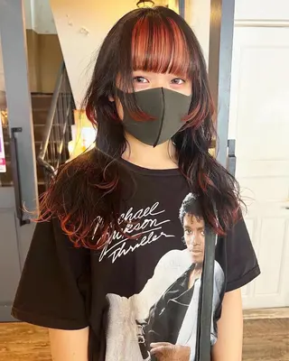 ロング カラー パーマ ヘアアレンジ メンズ キッズ ネイル マツエク・マツパ アイブロウ ウルフレイヤーカット /チヒロのヘアスタイル