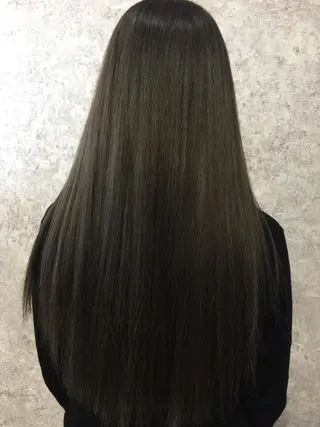 ロング メンズスタイル バレイヤージュ　齋藤のヘアスタイル