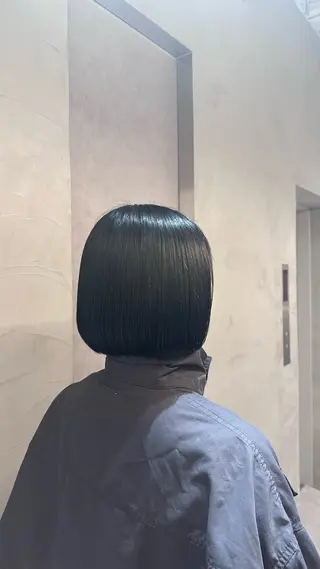 カラー 平山 結実のヘアスタイル