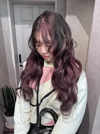 ロング カラー ヘアアレンジ iona/ハイトーン /ネイルのネイルデザイン