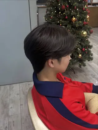 ショート カラー 須山 和香のヘアスタイル