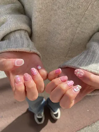 ネイル はばすみれ🎀ﾈｲﾙ 光ﾌｪｲｼｬﾙ ﾍｱのネイルデザイン