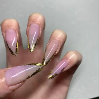 ネイル 里見 麗のネイルデザイン