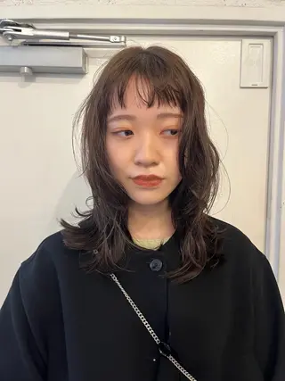 ミディアム ✴︎UNU ✴︎モエカのヘアスタイル