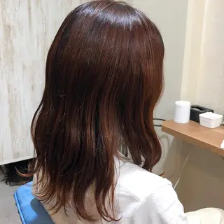 セミロング カラー 金島 青のヘアスタイル