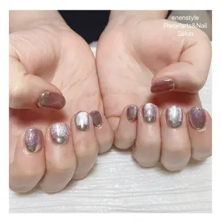 ショート ネイル 👑enen style👑のネイルデザイン