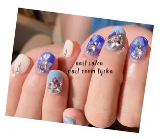 ネイル ﾈｲﾙﾙｰﾑﾘｯｶ 𝐦𝐚𝐲𝐮のネイルデザイン