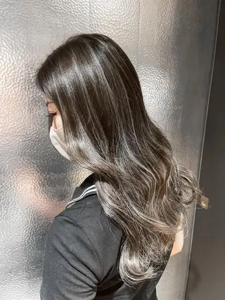 カラー Vale YUSUKEのヘアスタイル