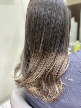 カラー 安藤 明日翔のヘアスタイル