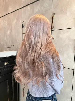 セミロング カラー 🌹TikTok4万 フォロワー🌹AKIのヘアスタイル