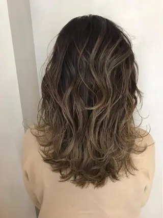 セミロング カラー BROCANTE立川 karasawa.nのヘアスタイル
