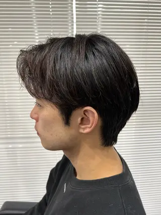 ショート パーマ メンズ ユウ🪄 パーマ指名No1のヘアスタイル