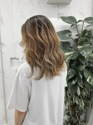 セミロング カラー 🎨カラー満足度 500%💫ヅル💫のヘアスタイル